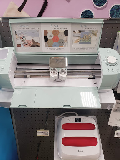 Shopping Mall «Old Town Shopping Center», reviews and photos, 5500 Greenville Ave, Dallas, TX 75206, USA