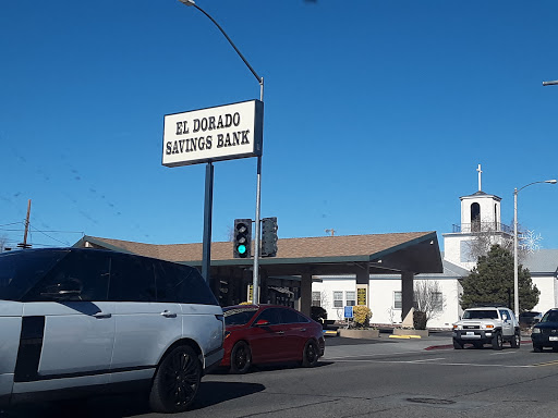 El Dorado Savings Bank in Lone Pine, California