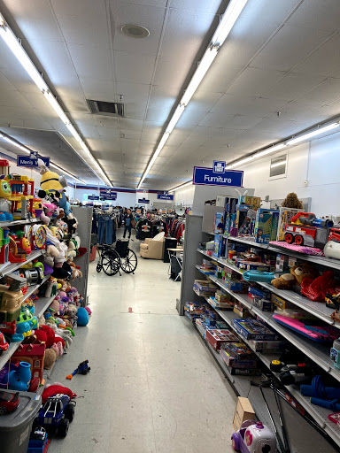 Thrift Store «Goodwill Industries of Greater Cleveland & East Central Ohio», reviews and photos, 12650A Rockside Rd, Cleveland, OH 44125, USA