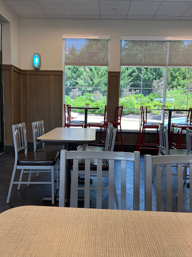 Fast Food Restaurant «Chick-fil-A», reviews and photos, 165 Purcellville Gateway Dr, Purcellville, VA 20132, USA