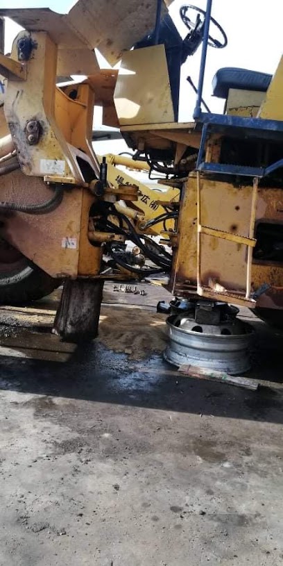 อู่ช่างล้านไฮดอลิค บริการรับซ่อม รถตักนอกและในสถานที่ TCM KOMATSU CAT