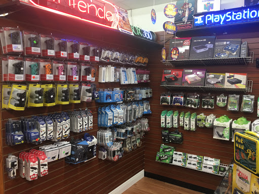 Video Game Store «Play And Talk Retro Video Games Iphone Repair», reviews and photos, 4693 Airport Blvd #130, Mobile, AL 36608, USA