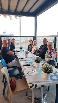 Atmosphère du Restaurant de grillades La Flottille à Étretat - n°17