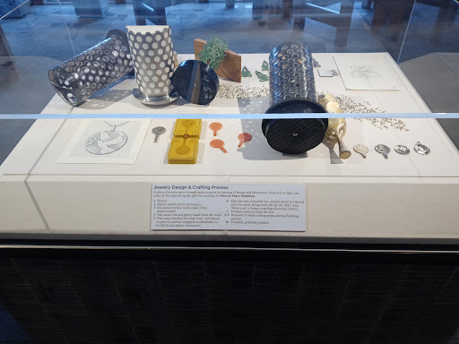 Jewelry Store «James Avery Jewelry», reviews and photos, 145 Avery Road North, Kerrville, TX 78028, USA