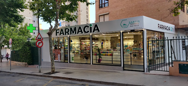 Farmacia Els Tolls. esquina, Calle Islandia, Av. de Bélgica, 7, 03502 Benidorm, Alicante, España