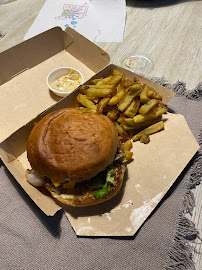 Plats et boissons du Restaurant Les maîtres du burger à Boult-sur-Suippe - n°3