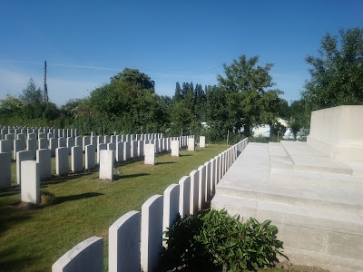 Lillers Communal Cemetery and Extension à Lillers