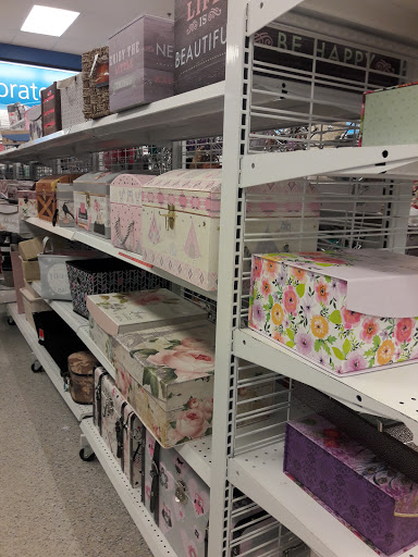 Clothing Store «Ross Dress for Less», reviews and photos, 1700 Lake Woodlands Dr, The Woodlands, TX 77380, USA