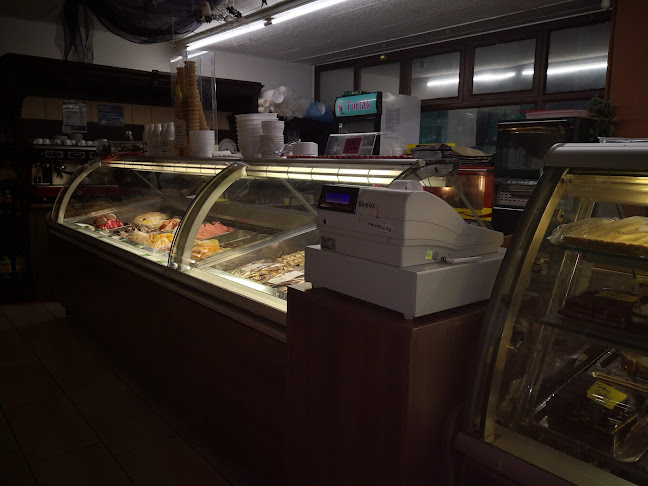 Opinii despre Adria Trading Kft. în Kecskemét - Pékség