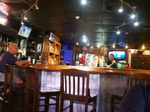 Bar «Cartoons Oyster Bar & Grill», reviews and photos, 1614 Glenstone Avenue, Springfield, MO 65804, USA