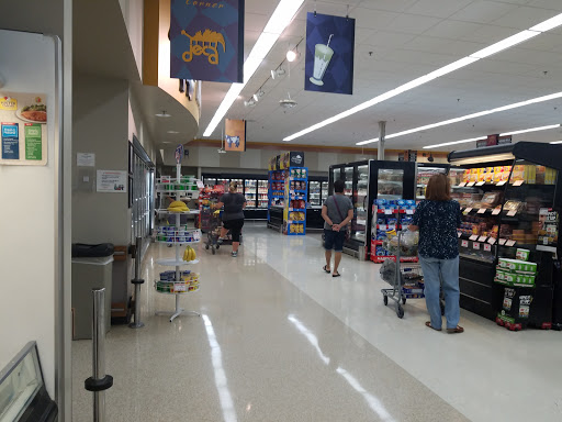 Grocery Store «Bangor NBK Commissary», reviews and photos, 2604 OHIO STREET, Silverdale, WA 98315, USA