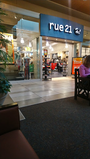 Shopping Mall «Brookfield Square», reviews and photos, 95 N Moorland Rd, Brookfield, WI 53005, USA