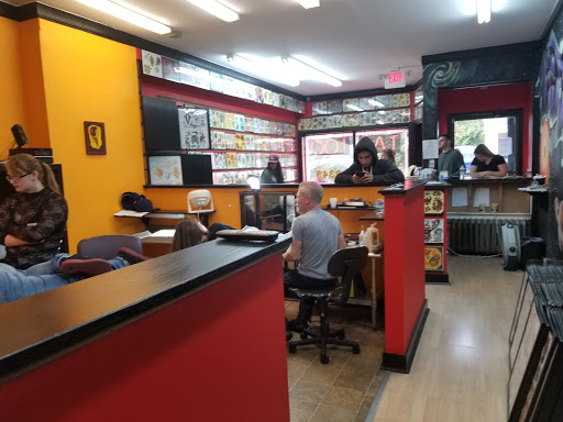Tattoo Shop «Tattoo Galaxy~Willow Grove Piercing & Tattoos», reviews and photos, 50 York Rd, Willow Grove, PA 19090, USA