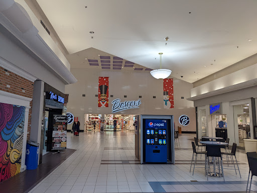 Shopping Mall «Neshaminy Mall», reviews and photos, 707 Neshaminy Mall, Bensalem, PA 19020, USA