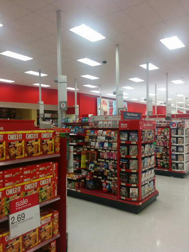 Department Store «Target», reviews and photos, 600 Hatton Dr, Glen Mills, PA 19342, USA