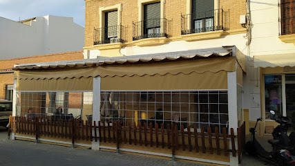 El Bar De Mou - C. Villargallegos, 18, 14546 Santaella, Córdoba, Spain