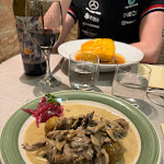 Photo n°2 de l'avis de Joscelin.a fait le 22/03/2024 à 00:01 sur le  Metamorphosis à Sintra