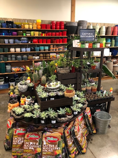 Garden Center «Earl May Nursery & Garden Center», reviews and photos, 2306 1st Ave E, Newton, IA 50208, USA