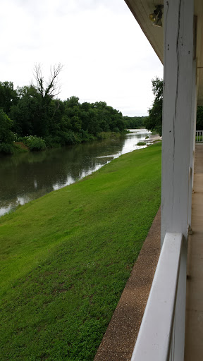 Boutique Hotel «Inn On The River», reviews and photos, 205 SW Barnard St, Glen Rose, TX 76043, USA