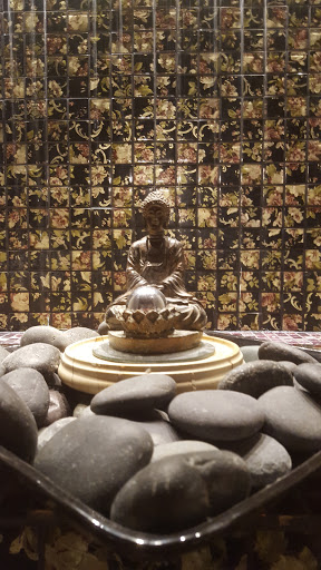 Beauty Salon «Victor Victoria Salon & Spa», reviews and photos, 1105 Howard St #202, Omaha, NE 68102, USA