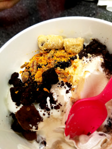 Frozen Yogurt Shop «Peachwave», reviews and photos, 702 Bridgeport Ave, Shelton, CT 06484, USA