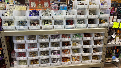 Liquor Store «The Liquor Hot Spot», reviews and photos, 909 Broadway St, Yankton, SD 57078, USA