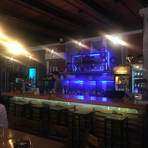 Vinilo Resto Bar - Pub