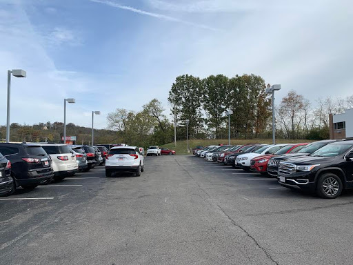 Car Dealer «Mark Sweeney Buick GMC», reviews and photos, 3365 Highland Ave, Cincinnati, OH 45213, USA