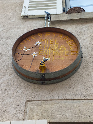 La vie des Abeilles à Château-Chalon