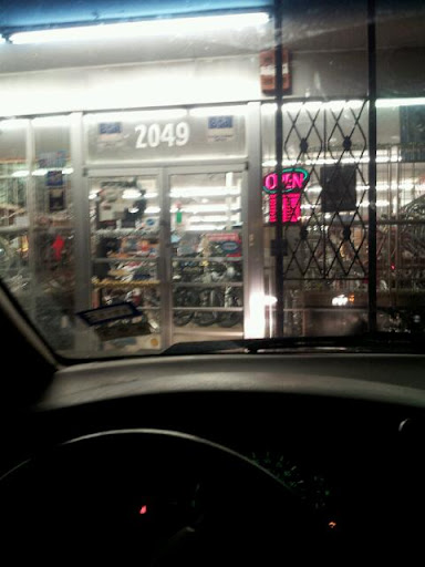 Bicycle Store «Bay Area Cycling -Pasadena», reviews and photos, 2049 S Richey St, Pasadena, TX 77502, USA