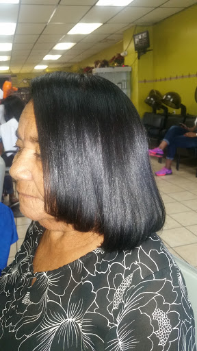 Beauty Salon «Beauty Salon Ana Rosa», reviews and photos, 89-56 Francis Lewis Blvd, Queens Village, NY 11427, USA