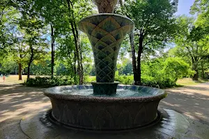Mosaikbrunnen image