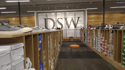 Shoe Store «DSW Designer Shoe Warehouse», reviews and photos, 7923 N Blackstone Ave, Fresno, CA 93720, USA