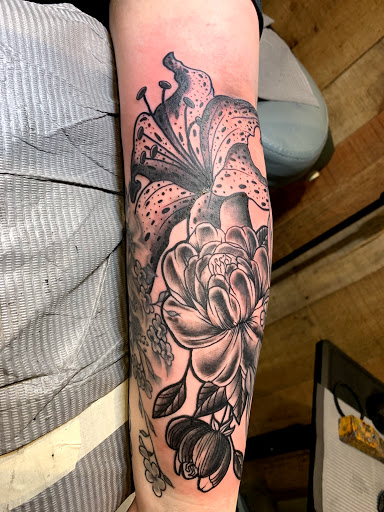 Explore full sleeve tattoo ideas for woman, creative tattoo ideas in Cape Coral, available at UNRIVALED INK