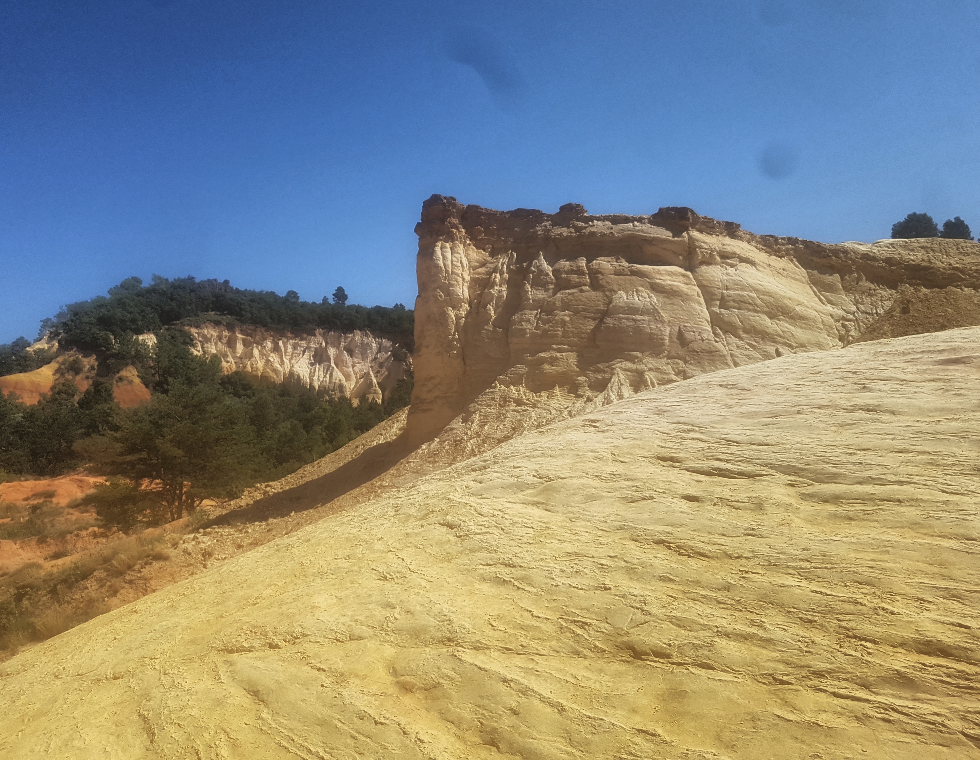 Photo n° 4 de l'avis de Karim.e fait le 31/08/2018 à 12:21