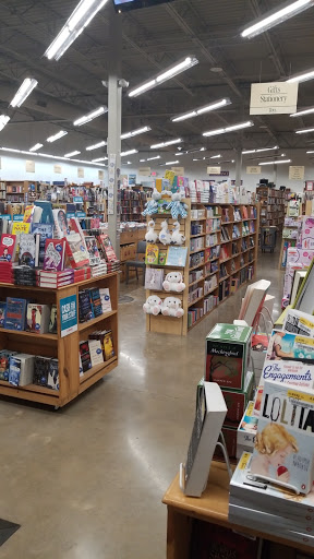 Book Store «Half Price Books», reviews and photos, 2601 S Interstate 35 e300, Round Rock, TX 78664, USA