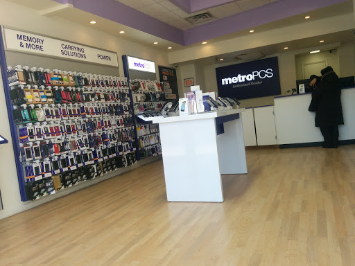 MetroPCS Authorized Dealer, 108 Mamaroneck Ave, White Plains, NY 10601, USA, 