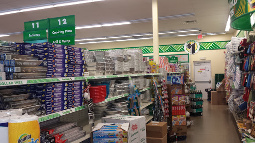 Dollar Store «Dollar Tree», reviews and photos, 429 Indiana Ave, New Castle, IN 47362, USA