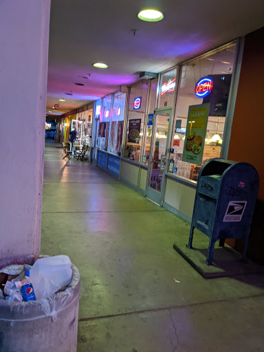 Safeway image
