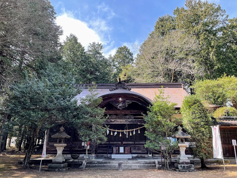 新屋諏訪神社