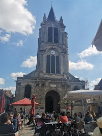 Église Saint-Pierre de Montfort-l'Amaury du Restaurant italien Filomena à Montfort-l'Amaury - n°1