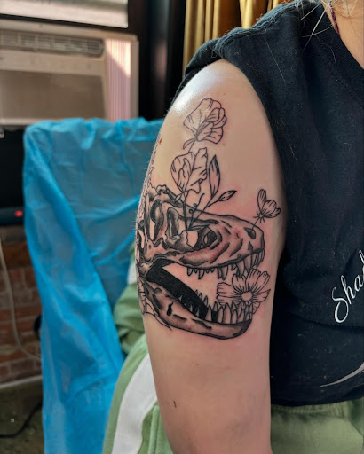 Explore tattoo ideas arm shoulder, creative tattoo ideas in Belgrade, available at The Loyal Sparrow Tattoo and Piercing