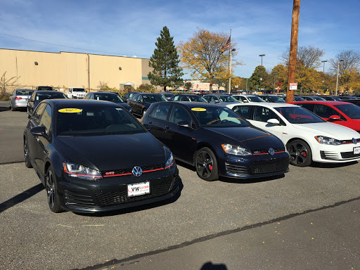 Car Dealer «Volkswagen of Kingston», reviews and photos, 1249 Ulster Ave, Kingston, NY 12401, USA