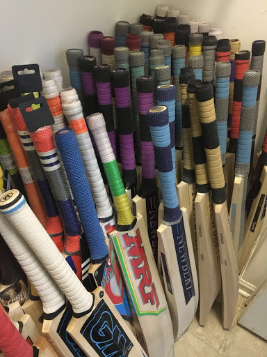 Sporting Goods Store «Best Cricket Store (Cricket Sporting Goods)», reviews and photos, 2811 Powell Ct, Naperville, IL 60563, USA