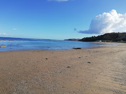 Foto von Ardnacross Bay Beach und die siedlung