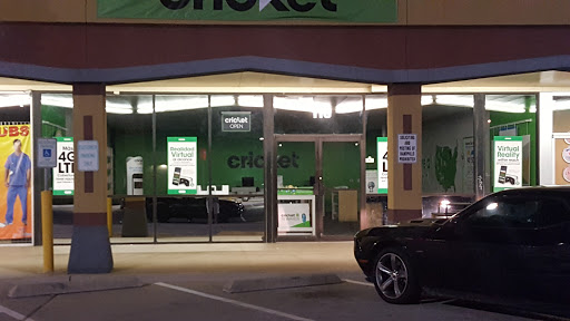 Cell Phone Store «Cricket Wireless Authorized Retailer», reviews and photos, 10909 Webb Chapel Rd #116, Dallas, TX 75229, USA