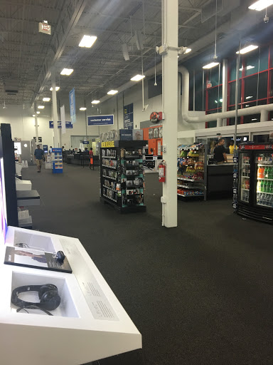 Electronics Store «Best Buy», reviews and photos, 1880 Palm Beach Lakes Blvd, West Palm Beach, FL 33401, USA