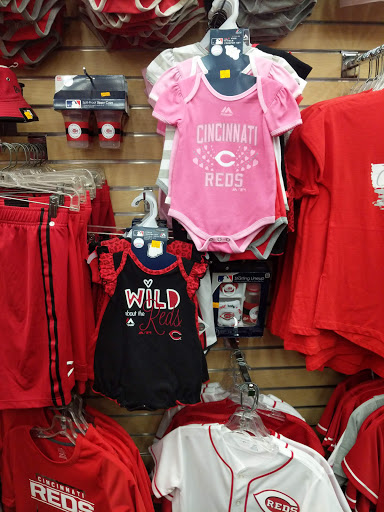 Sporting Goods Store «Koch Sporting Goods», reviews and photos, 131 W 4th St, Cincinnati, OH 45202, USA