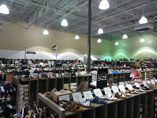 Shoe Store «DSW Designer Shoe Warehouse», reviews and photos, 4741 Ashford Dunwoody Rd, Dunwoody, GA 30338, USA