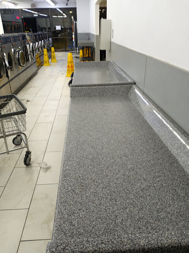 Laundromat «Elk Grove Launderland», reviews and photos, 8767 Elk Grove Blvd, Elk Grove, CA 95624, USA